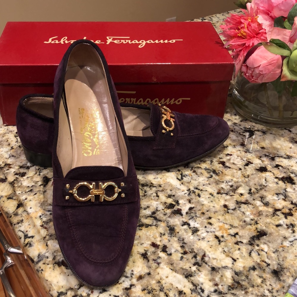 Salvatore Ferragamo Babs Shoes - size 9B